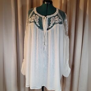 0881. Romantic Poet Shirt 💜 Flowy Chiffon With Embroidry ~ Simply Beautiful 💜